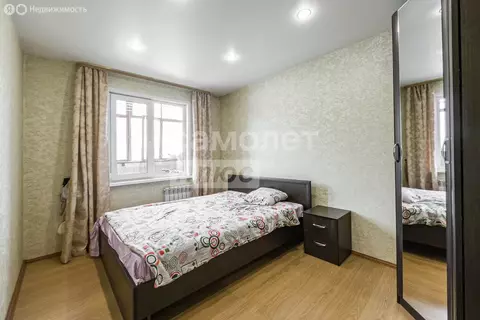 3-комнатная квартира: Екатеринбург, Маневровая улица, 27А (62.8 м)