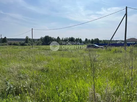 Участок в Свердловская область, Белоярский муниципальный округ, д. ...