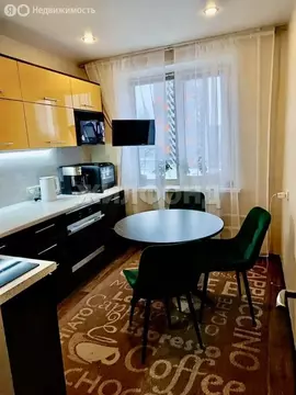 4-комнатная квартира: Тольятти, улица Автостроителей, 24 (79.6 м)