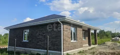 Дом в Брянская область, Брянский район, Отрадненское с/пос, с. ...