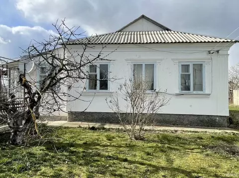 Дом в Крым, Кировский район, с. Яркое Поле ул. Калинина, 4 (73 м)
