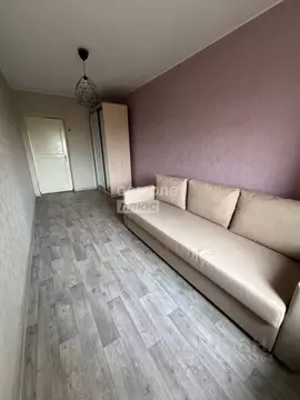 3-к кв. Омская область, Омск Днепровская ул., 42А (59.6 м)