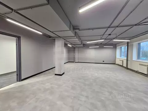 Помещение свободного назначения в Москва Пяловская ул., 1 (412 м)