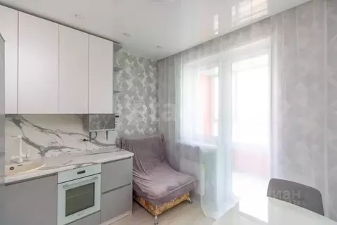 1-к кв. Тюменская область, Тюмень Дамбовская ул., 25к1 (32.7 м)