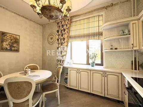 2-к кв. Пермский край, Пермь ул. Окулова, 37 (58.0 м)