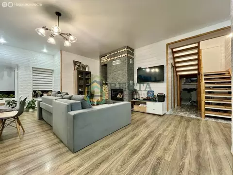 Дом в Ленинградская область, Гатчинский муниципальный округ, ...