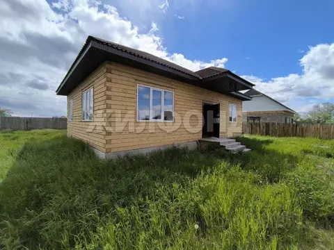 Дом в Хакасия, Усть-Абаканский район, пос. Расцвет ул. Тихая (100 м)