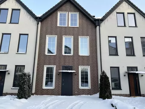 Таунхаус в Калининградская область, Калининград пос. Лермонтовский, ...