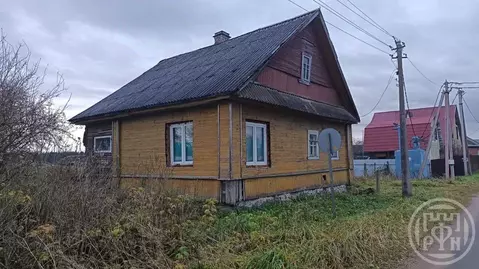 Дом в Ленинградская область, Лужский район, Осьминское с/пос, д. ...
