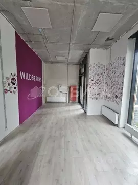 Помещение свободного назначения в Тюменская область, Тюмень ул. ...