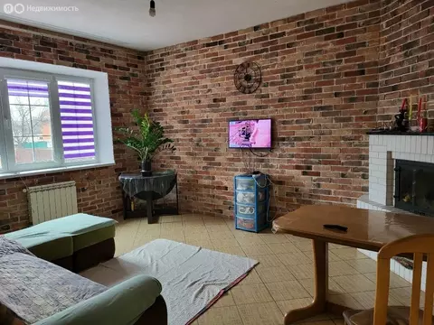 Дом в Волгоград, Учётная улица (277.8 м)