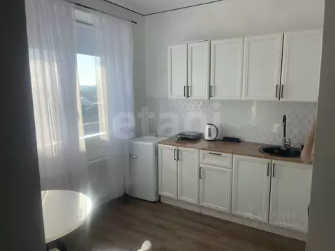 Студия Тюменская область, Тюмень Дамбовская ул., 25к1 (24.3 м)