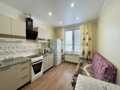 1-к кв. Тюменская область, Тюмень ул. Фармана Салманова, 10 (36.0 м)