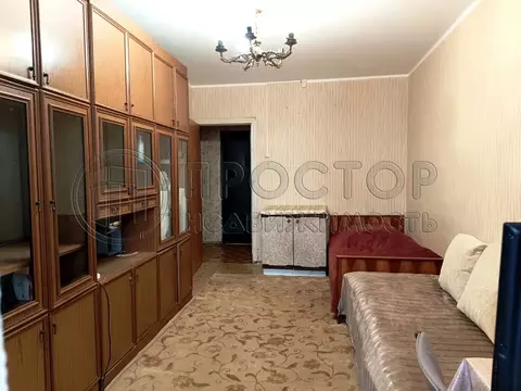 Продается комната в 3-комнатной квартире