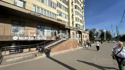 Помещение свободного назначения в Москва Ярцевская ул., 32 (320 м)