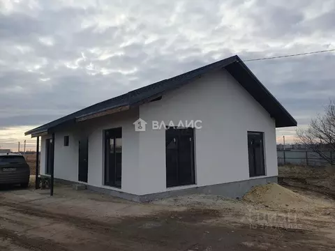 Дом в Волгоградская область, Краснослободск Среднеахтубинский район, ...