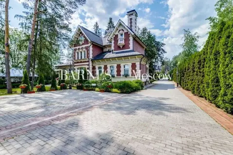 Дом в Московская область, Одинцовский городской округ, с. Жаворонки, ...