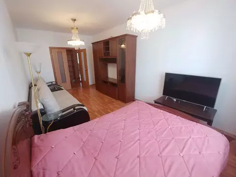 1-к кв. Свердловская область, Екатеринбург ул. 8 Марта, 188 (52.0 м)