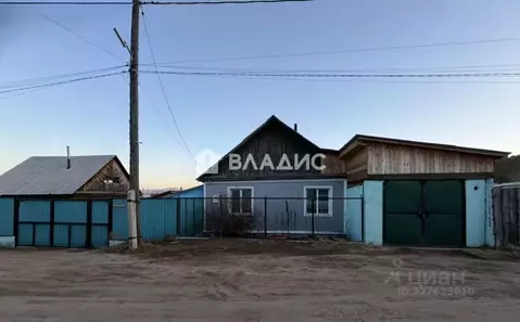 Дом в Бурятия, Улан-Удэ ул. Листовая, 84 (44 м)