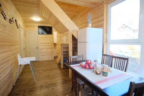 Дом в Карачаево-Черкесия, Зеленчукский район, с. Архыз ул. Банковская, ...