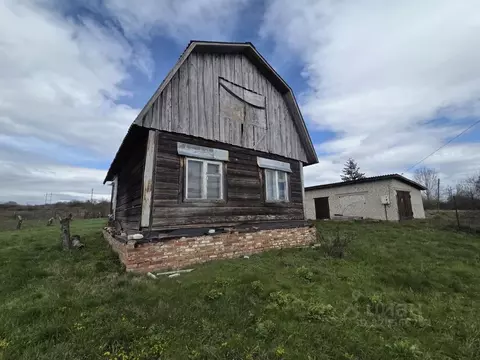 Дом в Курская область, Курский район, Бесединский сельсовет, д. 1-е ...