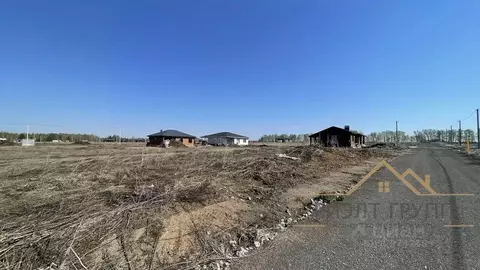 Участок в Татарстан, Лаишевский район, Сокуровское с/пос, д. Обухово  ...