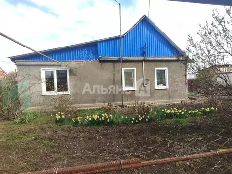 Дом в Краснодарский край, Тимашевск Индустриальный мкр, ул. ...