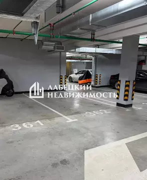 Гараж в Санкт-Петербург Петровский просп., 22к2 (15 м)