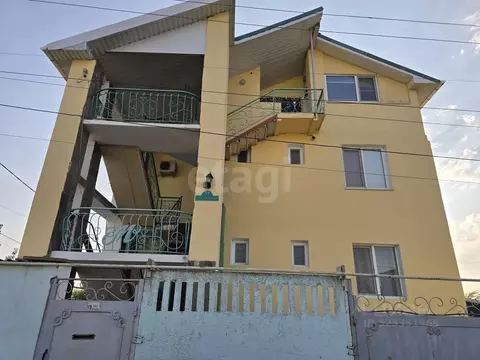 Дом в Крым, Сакский район, Новофедоровка пгт ул. Зеленая (234 м)