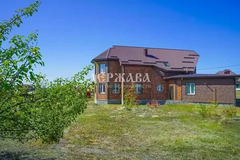 Коттедж в Белгородская область, Старый Оскол пер. Липовый (233 м)