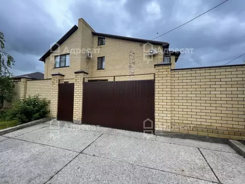 Дом в Волгоградская область, Волгоград Кузнецкая ул. (241 м)