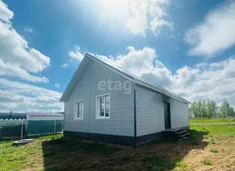 Дом в Башкортостан, Кармаскалинский район, Кабаковский сельсовет, д. ...