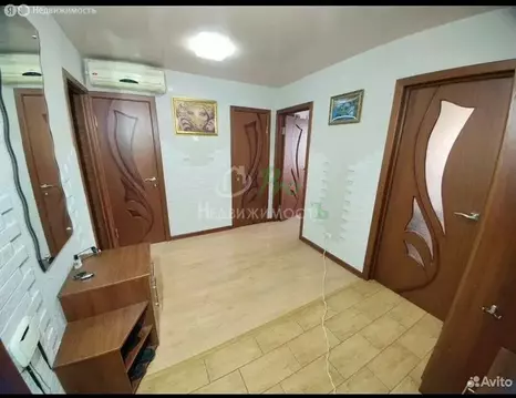 3-комнатная квартира: Ейск, Коммунистическая улица, 20/8 (58 м)