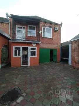 Дом в Краснодарский край, Армавир Красноармейская ул. (230 м)