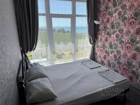 1-к кв. Краснодарский край, Геленджик Крымская ул., 19к8 (50.0 м)