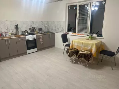 Дом в Самарская область, Ставропольский район, Выселки с/пос, с. ...