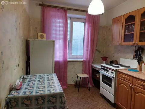3-комнатная квартира: Тюмень, улица Пермякова, 56 (65 м)
