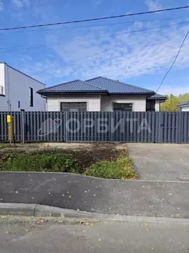 Дом в Тюменская область, Тюменский муниципальный округ, пос. ...