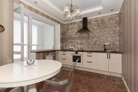 2-к кв. Башкортостан, Уфа ул. Октябрьской Революции, 34 (80.5 м)