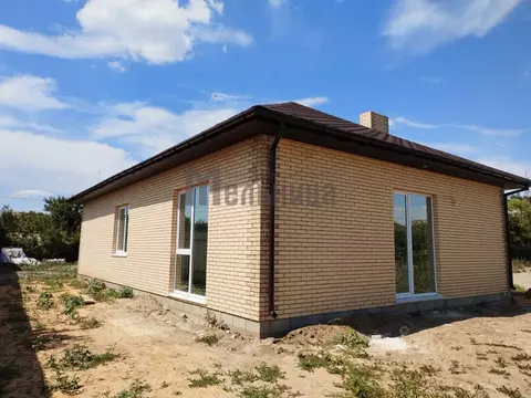Дом в Волгоградская область, Волгоград ул. Джамбула Джабаева, 4/11 ...