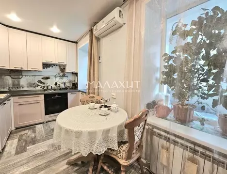 1-к кв. Самарская область, Самара Невская ул., 8 (45.0 м)