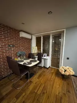 Продается 2-комнатная квартира