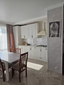 3-к кв. Северная Осетия, Владикавказ Весенняя ул., 21Е (138.8 м)