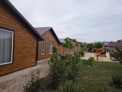Дом в Краснодарский край, Ейский район, Должанская ст-ца ул. Калинина ...