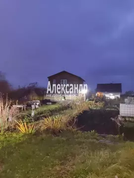 Дом в Ленинградская область, Коммунар г. Гатчинский муниципальный ...