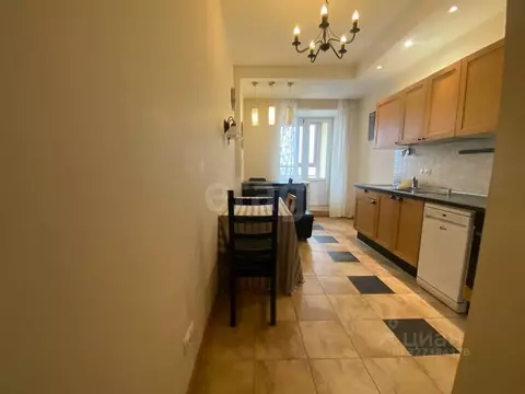 2-к кв. Санкт-Петербург ул. Есенина, 1к1 (69.0 м)