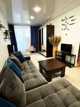 2-к кв. Краснодарский край, Геленджик Одесская ул., 22/1 (56.0 м)