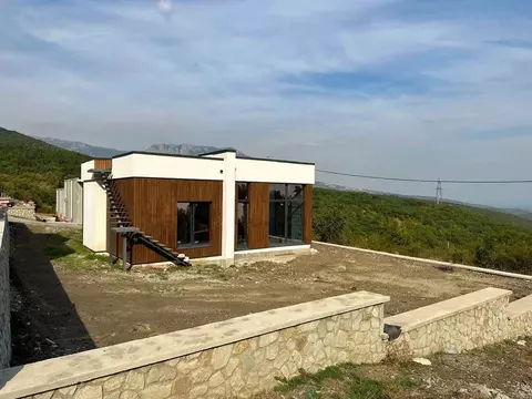 Дом в Крым, Алушта муниципальный округ, с. Изобильное пер. Кузнечный ...