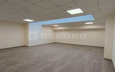 Офис в Санкт-Петербург Новолитовская ул., 15Г (460 м)