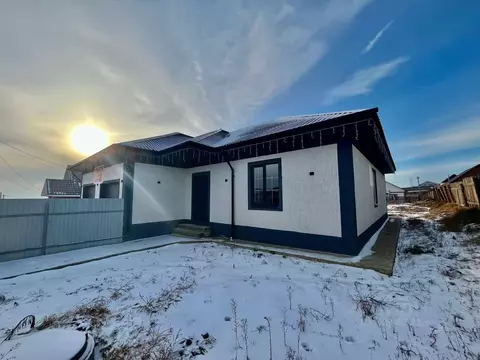 Дом в Иркутская область, Иркутский муниципальный округ, д. Карлук ул. ...